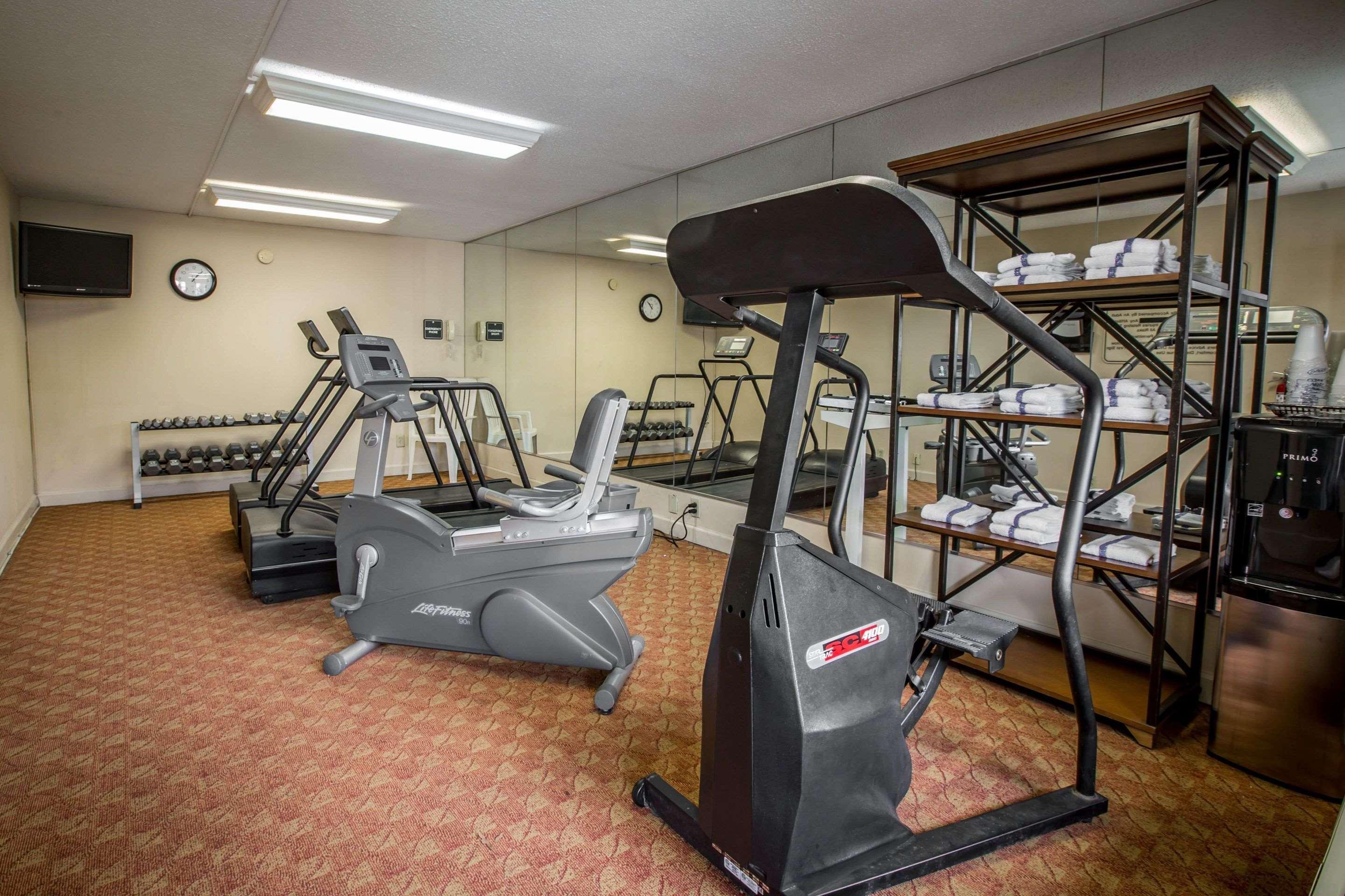 Quality Inn & Suites Hanes Mall Winston-Salem Exteriör bild