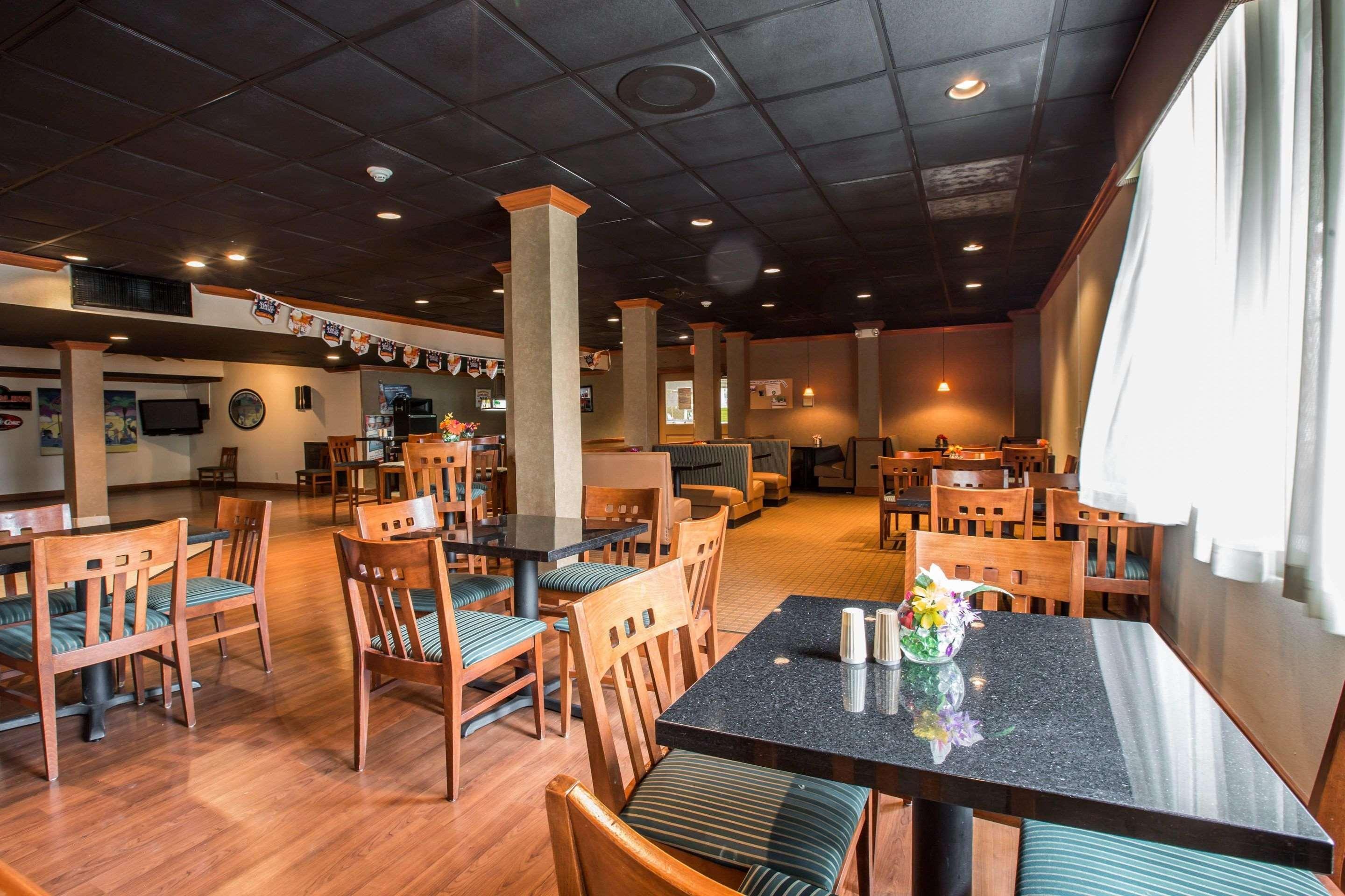 Quality Inn & Suites Hanes Mall Winston-Salem Exteriör bild